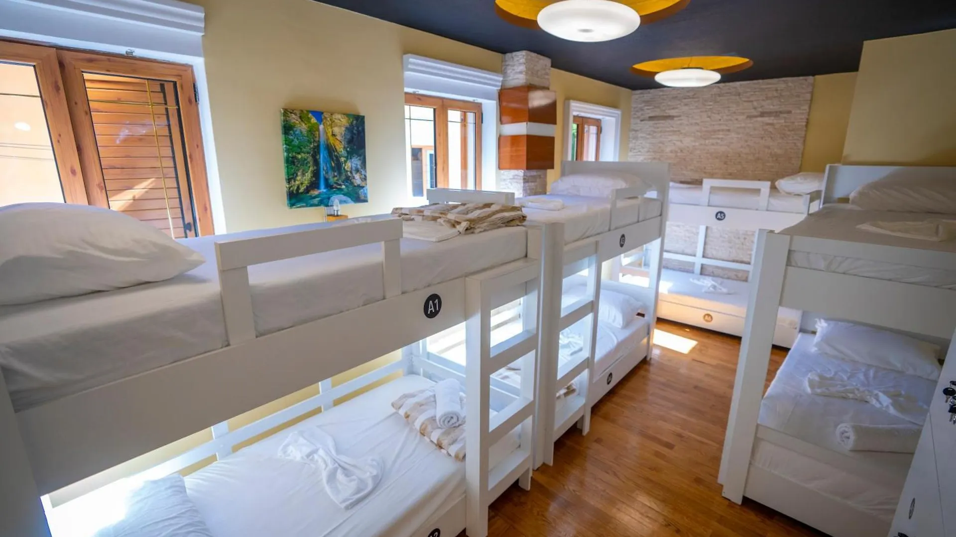 Terrace Hostel & Lounge Bar Shkoder