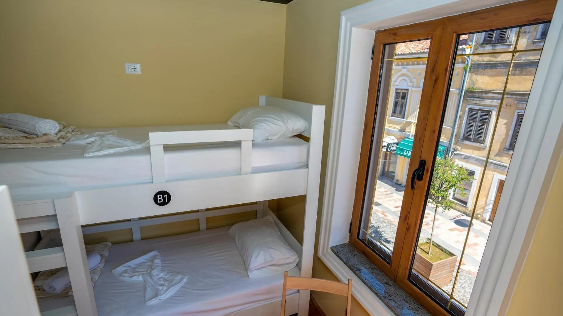 Terrace Hostel & Lounge Bar Shkoder